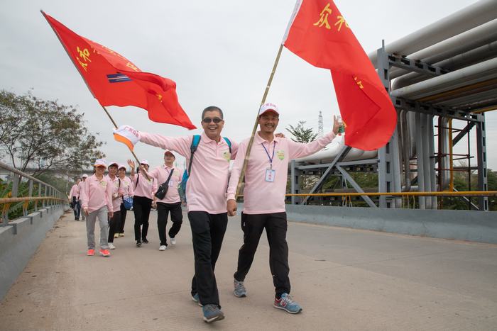 ����������